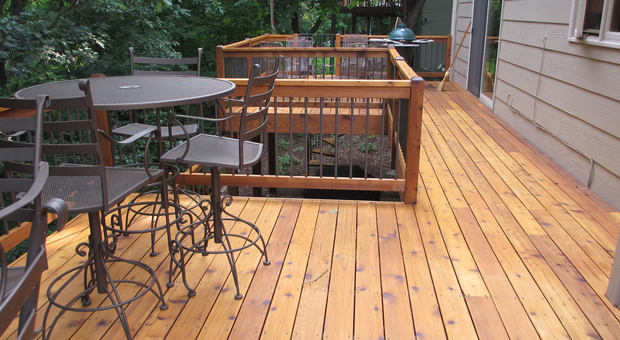 Deck Staining Contractors in Minneapolis | Painting by Jerry Wind